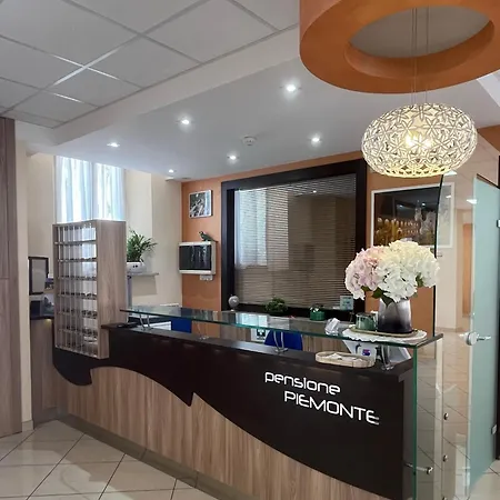Piemonte فندق لوريتو